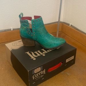 Women's Turquoise Ankle Boots Booties - western style